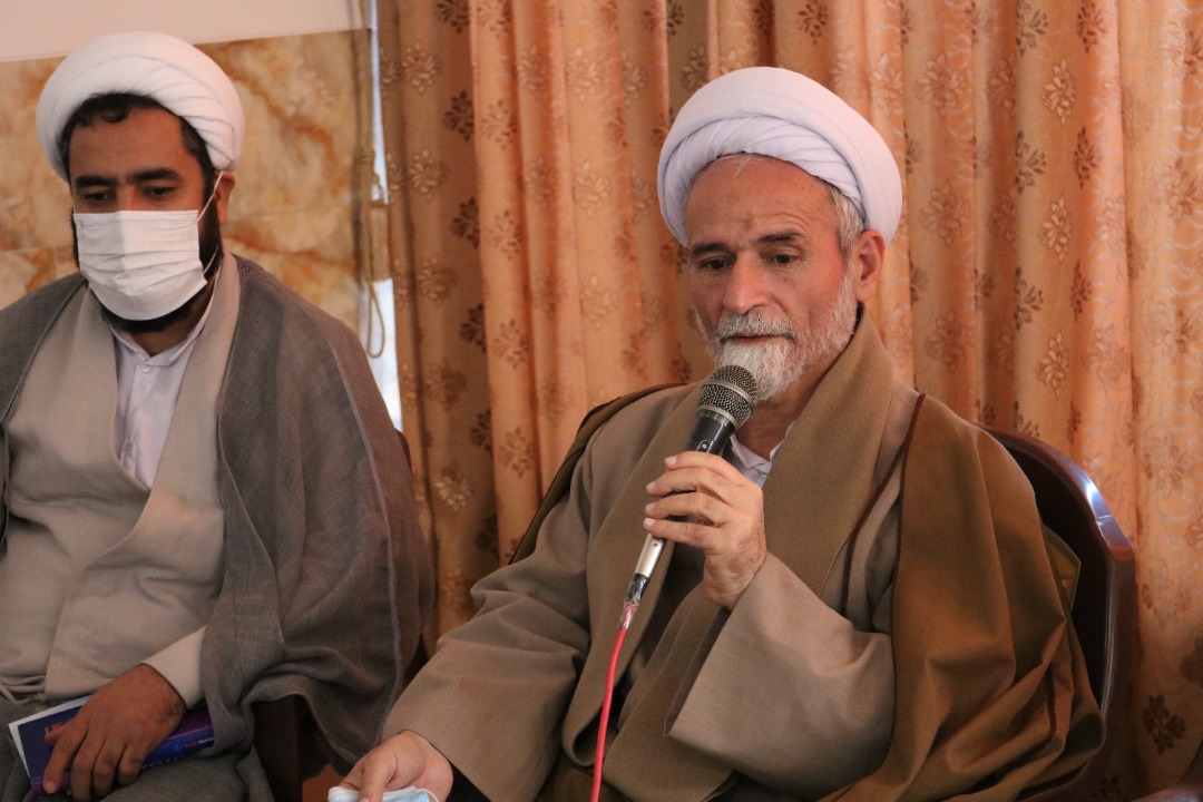 رئیس ستاد بازسازی عتبات عالیات استان اصفهان با آیت الله حسناتی دیدار کرد.