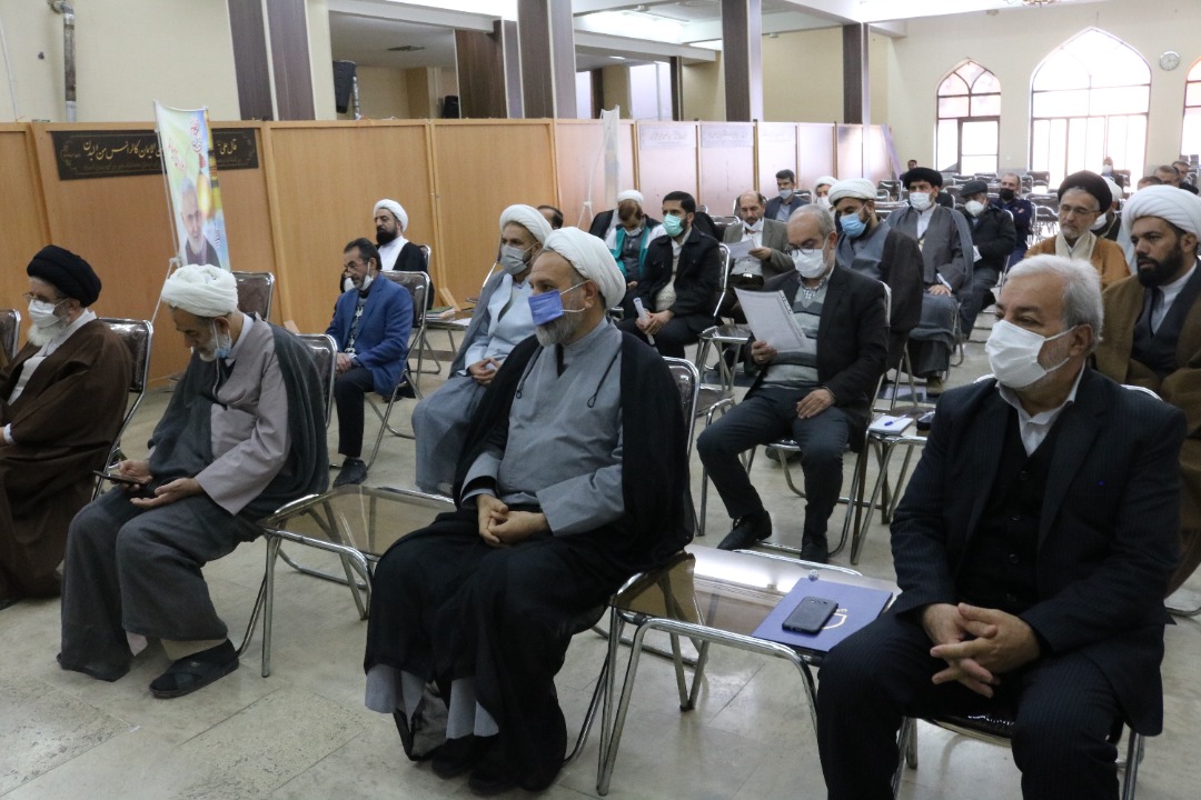 گردهمایی مدیران امور مساجد و مسئولین ستاد عتبات مناطق ۱۶ گانه شهرستان اصفهان برگزار شد.