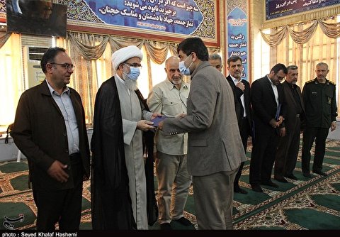 تجلیل از ۴۰۰ خادم اربعین حسینی ۳ استان جنوبی کشور + تصویر