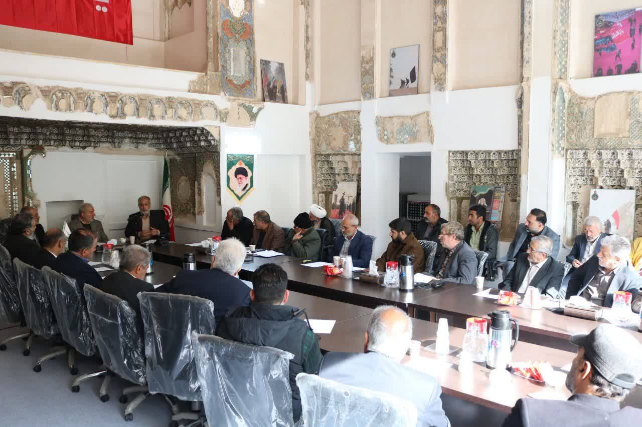 نشست تعدادی از مواکب با خیریه ایتام علی بن ابیطالب علیه السلام جنوب