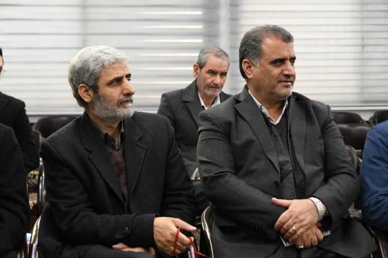 دیدار دبیرخانه همایش توسعه و بازسازی عتبات عالیات در گذر تاریخ با نماینده ولی فقیه در استان اصفهان دیدار دبیرخانه همایش توسعه و بازسازی عتبات عالیات در گذر تاریخ با نماینده ولی فقیه در استان اصفهان