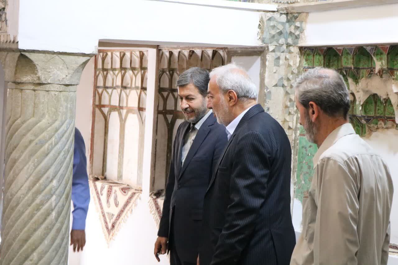 بازدید دکتر جمالی نژاد استاندار اصفهان از مجموعه ستاد توسعه و بازسازی عتبات عالیات استان اصفهان.