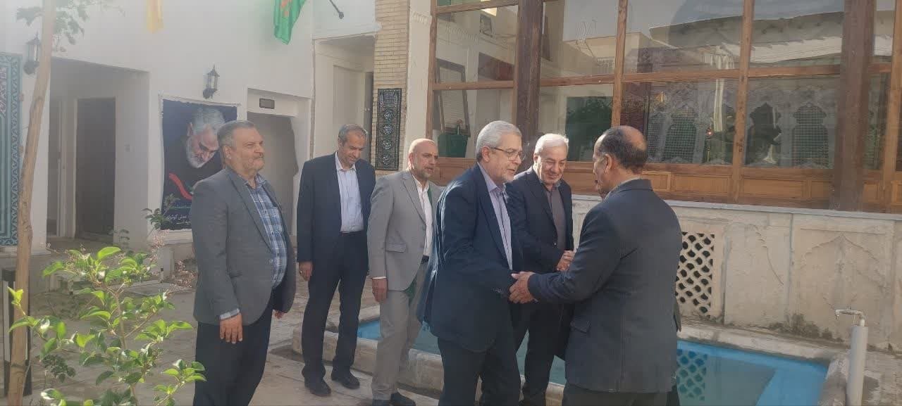 بازدید رئیس ستاد توسعه و بازسازی عتبات کشور از ستاد اصفهان