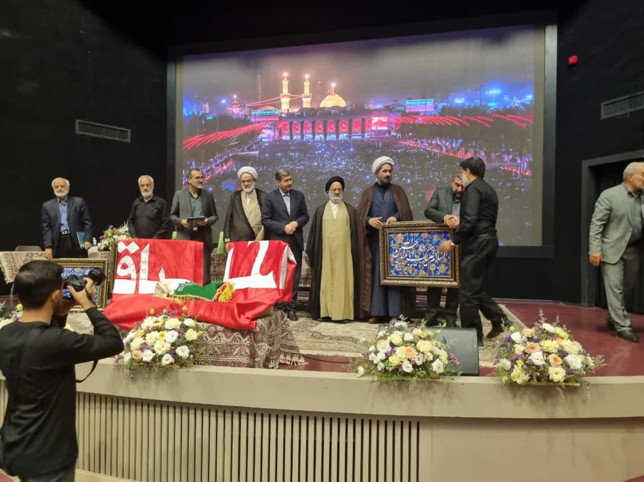 برگزاری همایش تجلیل از مدیران و خادمان 175 موکب استان اصفهان
